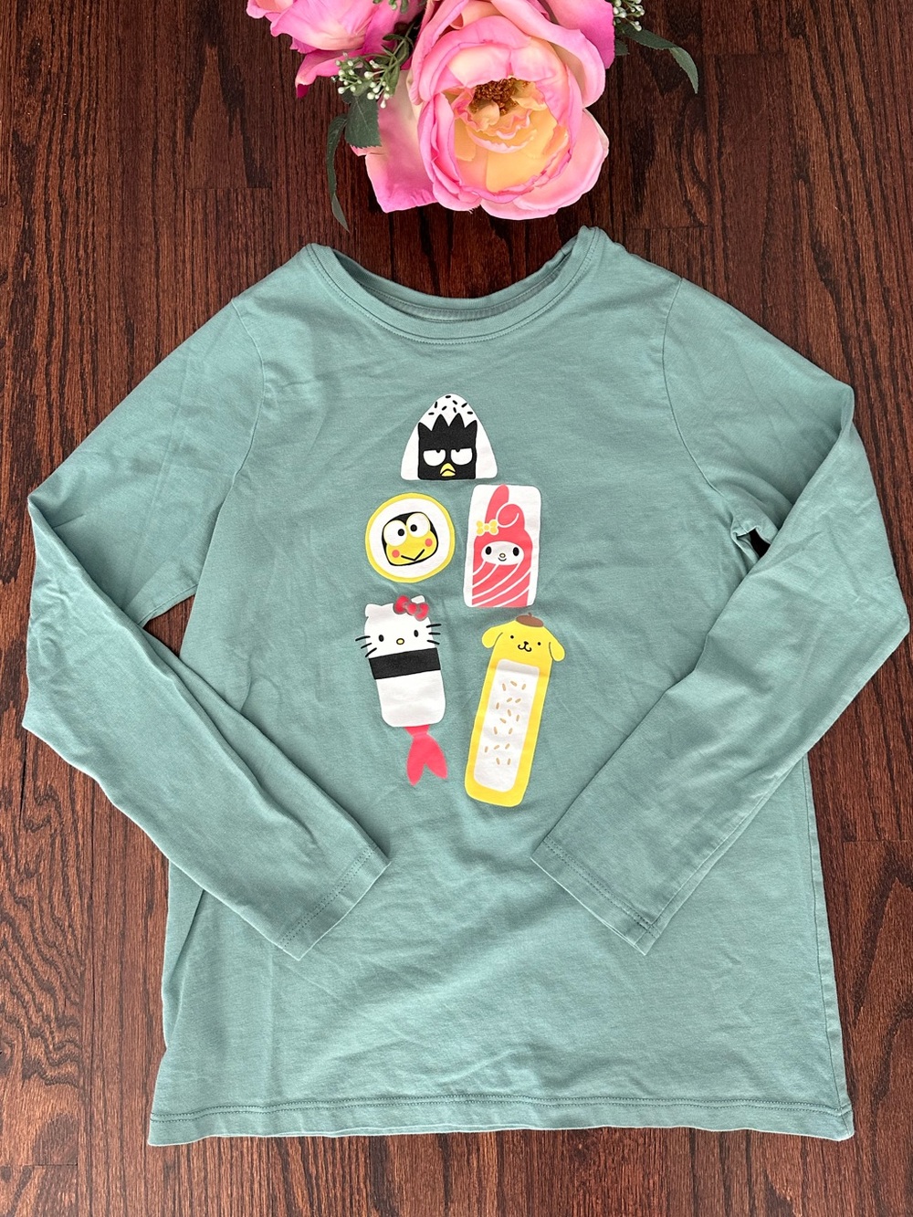 Tea Collection x Hello Kitty onigiri top, size 12